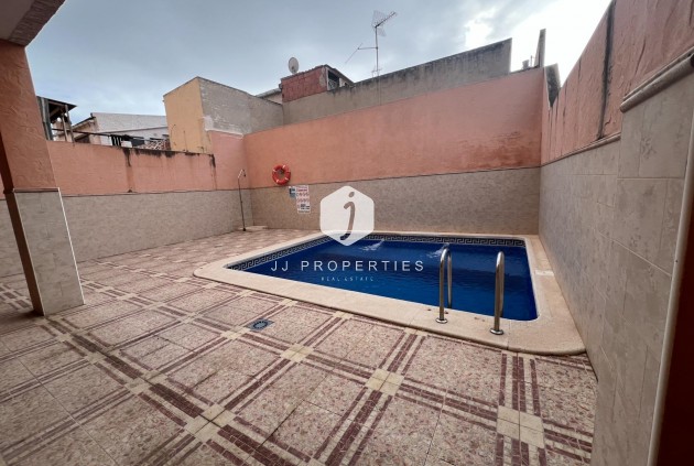 Resale - Apartment / flat -
Dolores - Comunidad Valenciana
