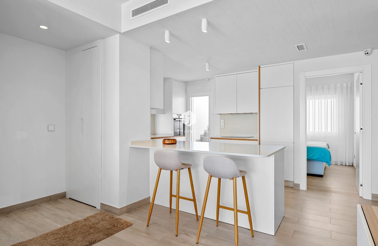 Resale - Villa -
San Miguel de Salinas - Inland