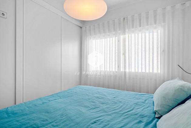 Resale - Villa -
San Miguel de Salinas - Inland