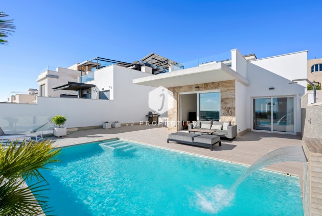 Resale - Villa -
San Miguel de Salinas - Inland