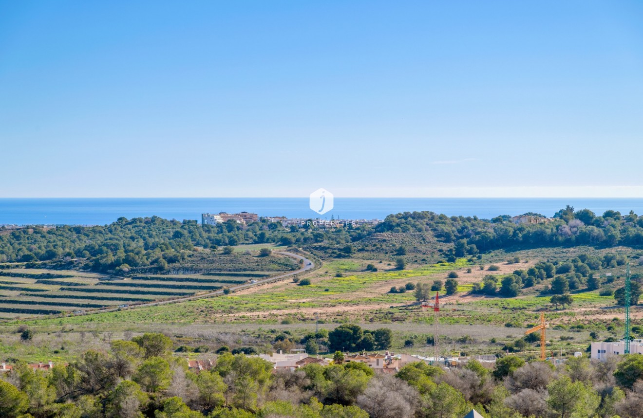Resale - Villa -
San Miguel de Salinas - Inland