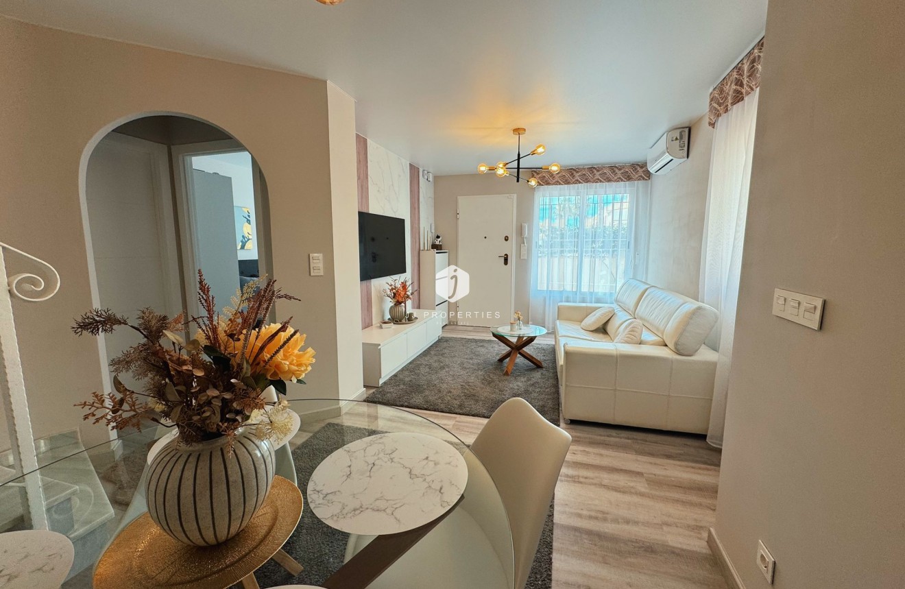 Resale - Chalet -
Ciudad Quesada - Costa Blanca