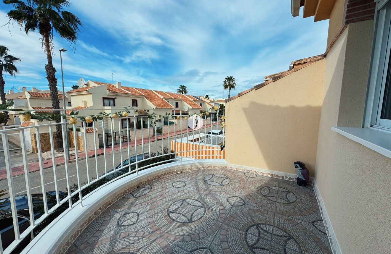 Resale - Chalet -
Ciudad Quesada - Costa Blanca