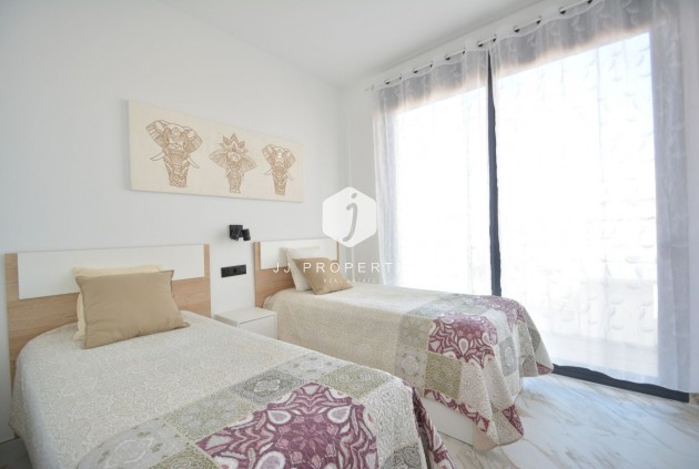 Resale - Apartment / flat -
Guardamar del Segura - Costa Blanca
