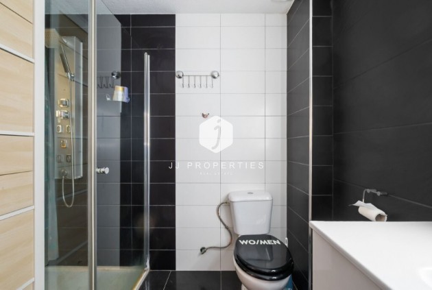 Resale - Chalet -
Torrevieja - Cabo cervera