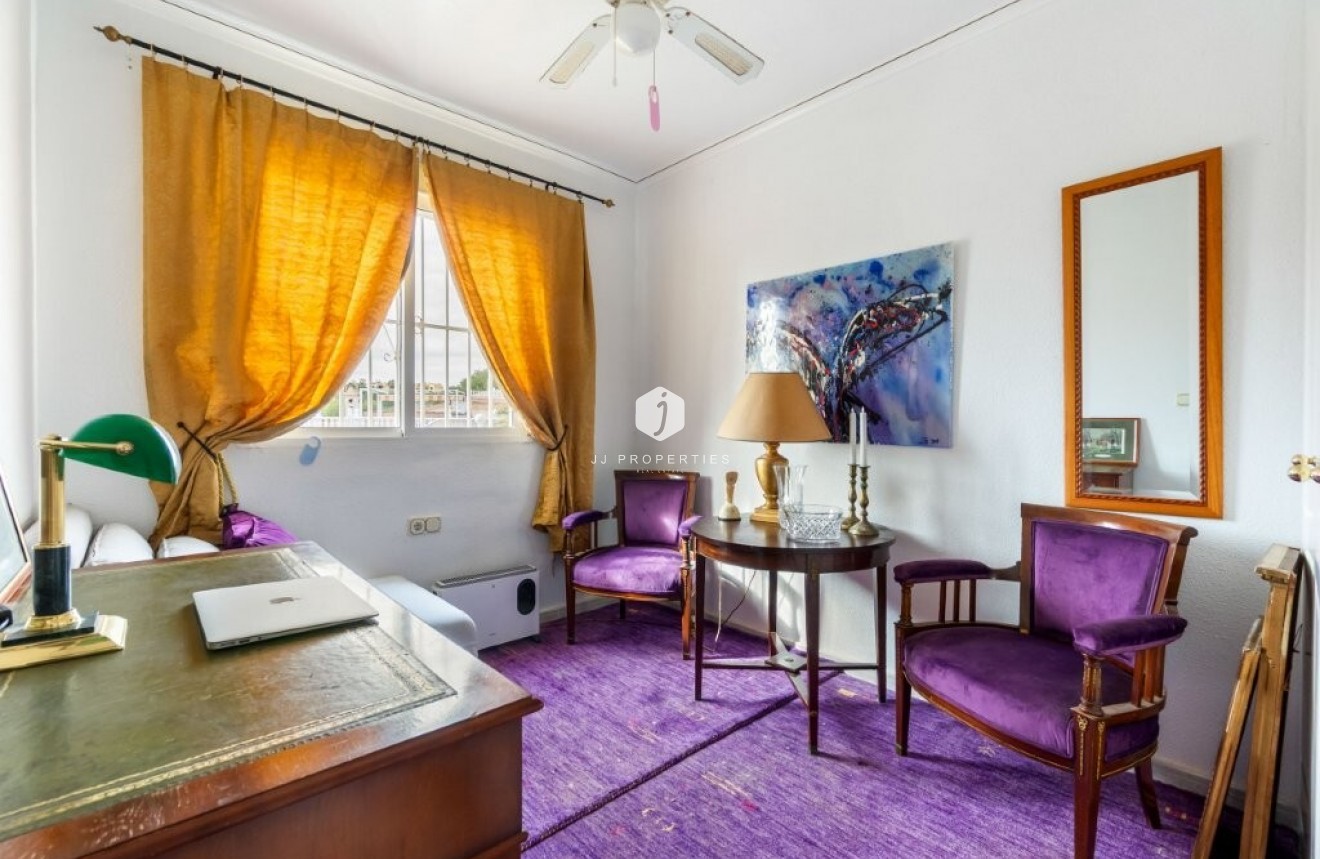 Resale - Villa -
Algorfa - Montemar