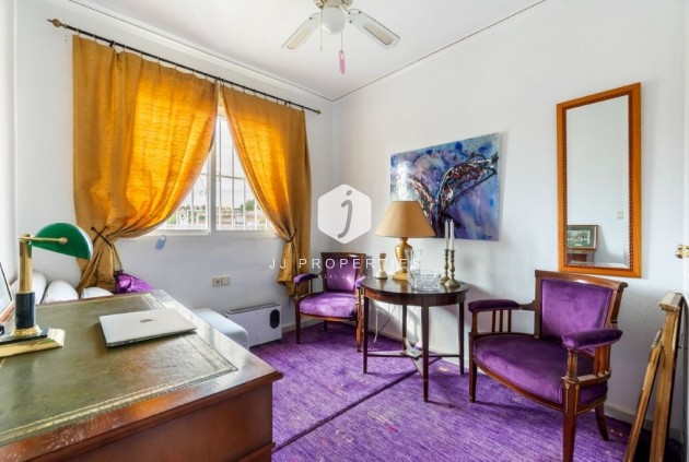 Resale - Villa -
Algorfa - Montemar