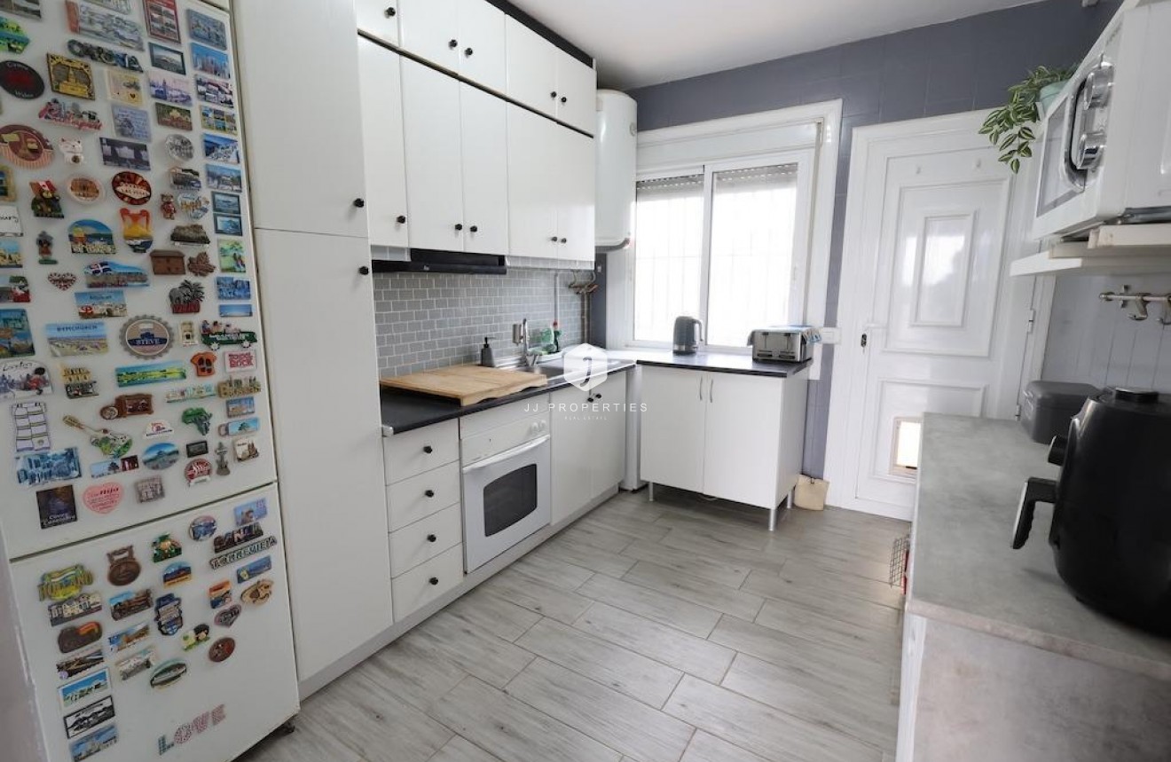 Z drugiej ręki - Bungalow -
Orihuela Costa - Costa Blanca