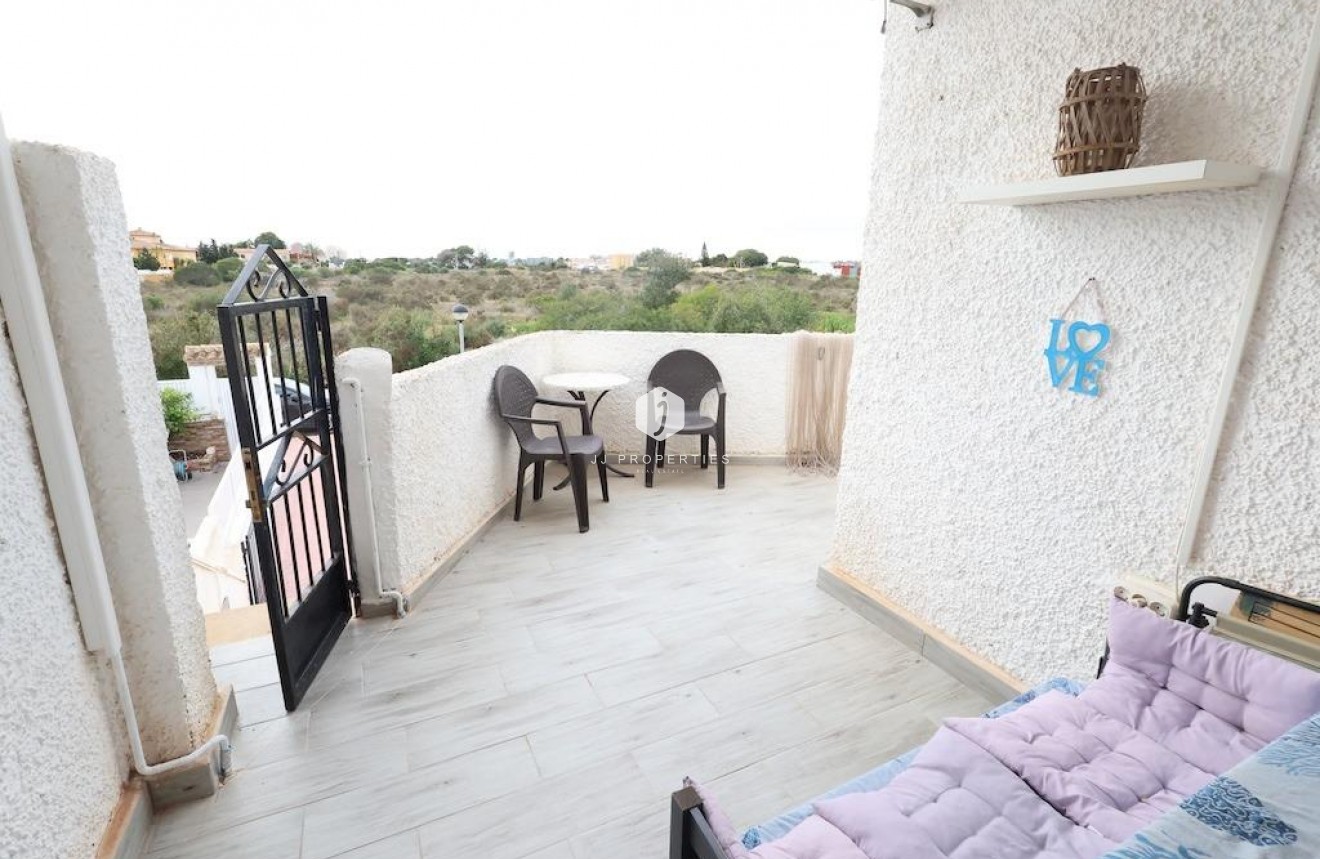 Z drugiej ręki - Bungalow -
Orihuela Costa - Costa Blanca