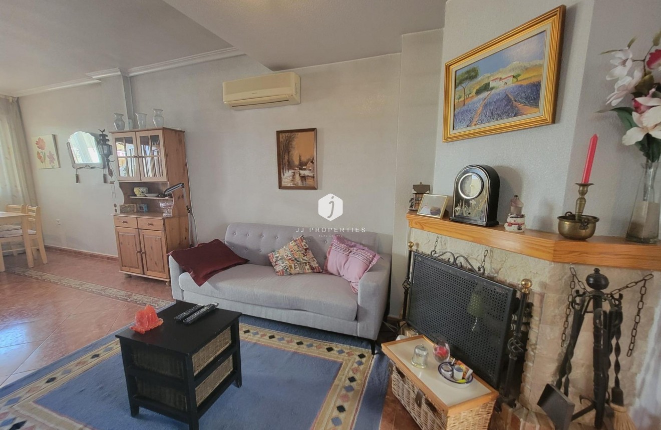 Aus zweiter Hand - Chalet -
Orihuela Costa - Playa Flamenca