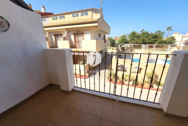 Aus zweiter Hand - Chalet -
Orihuela Costa - Playa Flamenca