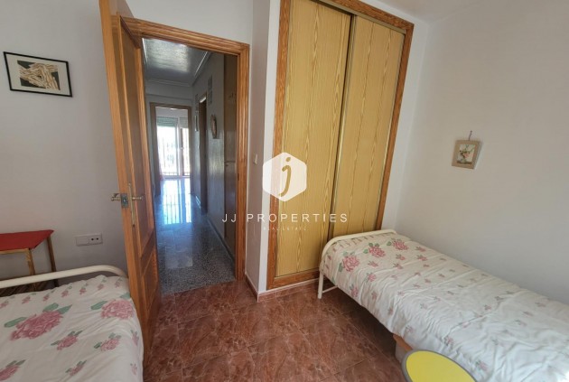 Aus zweiter Hand - Chalet -
Orihuela Costa - Playa Flamenca