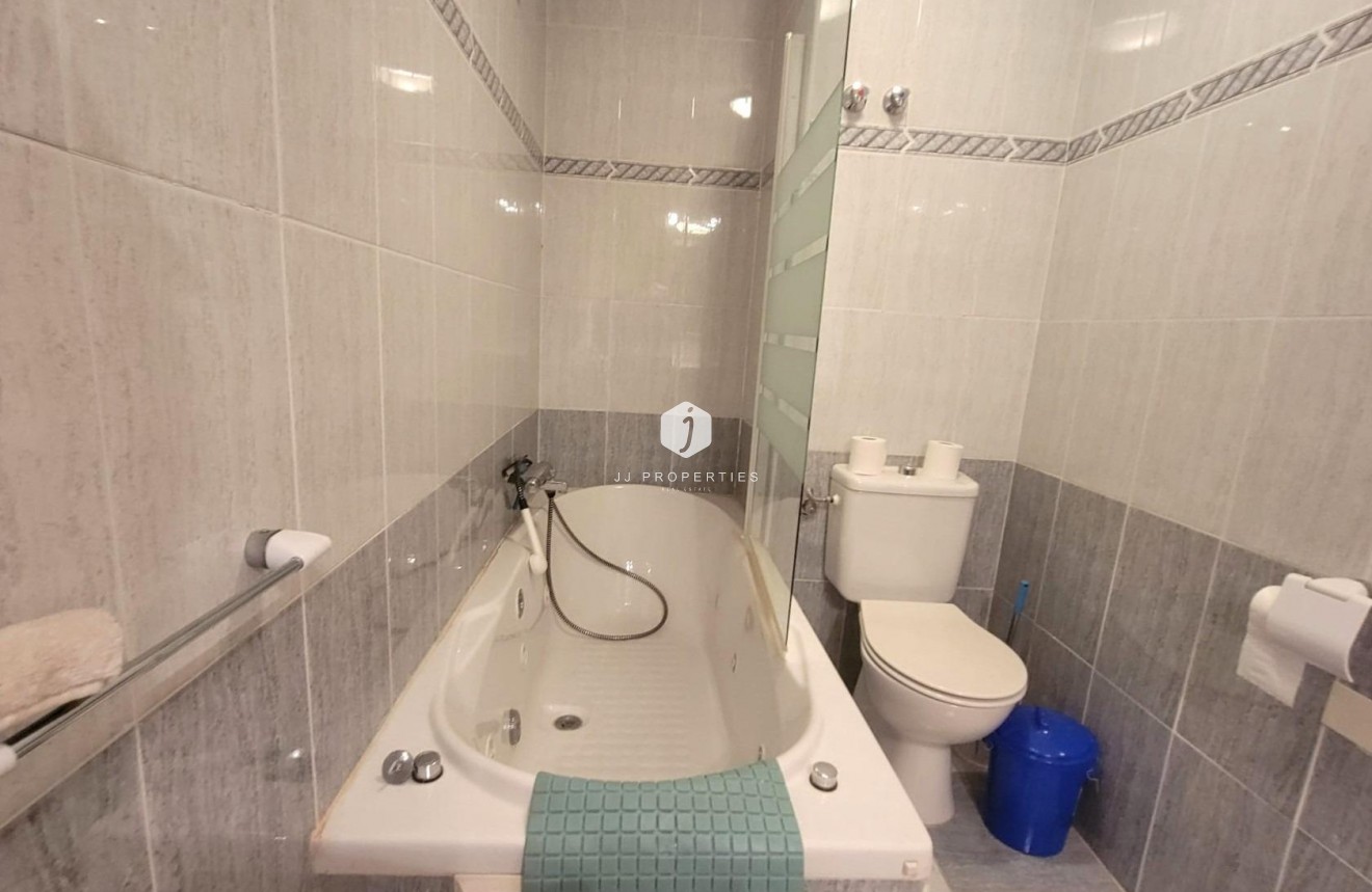 Aus zweiter Hand - Chalet -
Orihuela Costa - Playa Flamenca