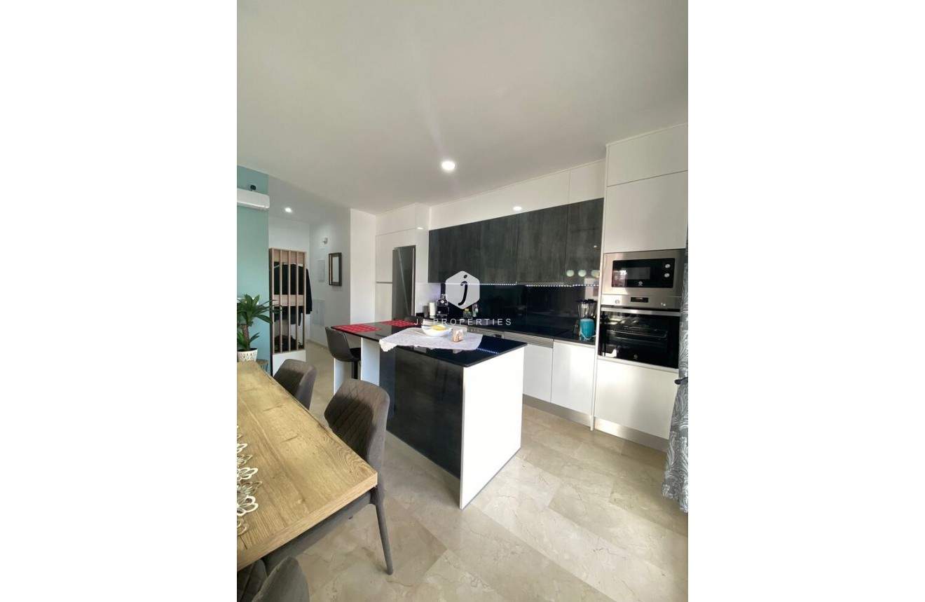 Resale - Apartment / flat -
Dehesa de Campoamor - Las Filipinas