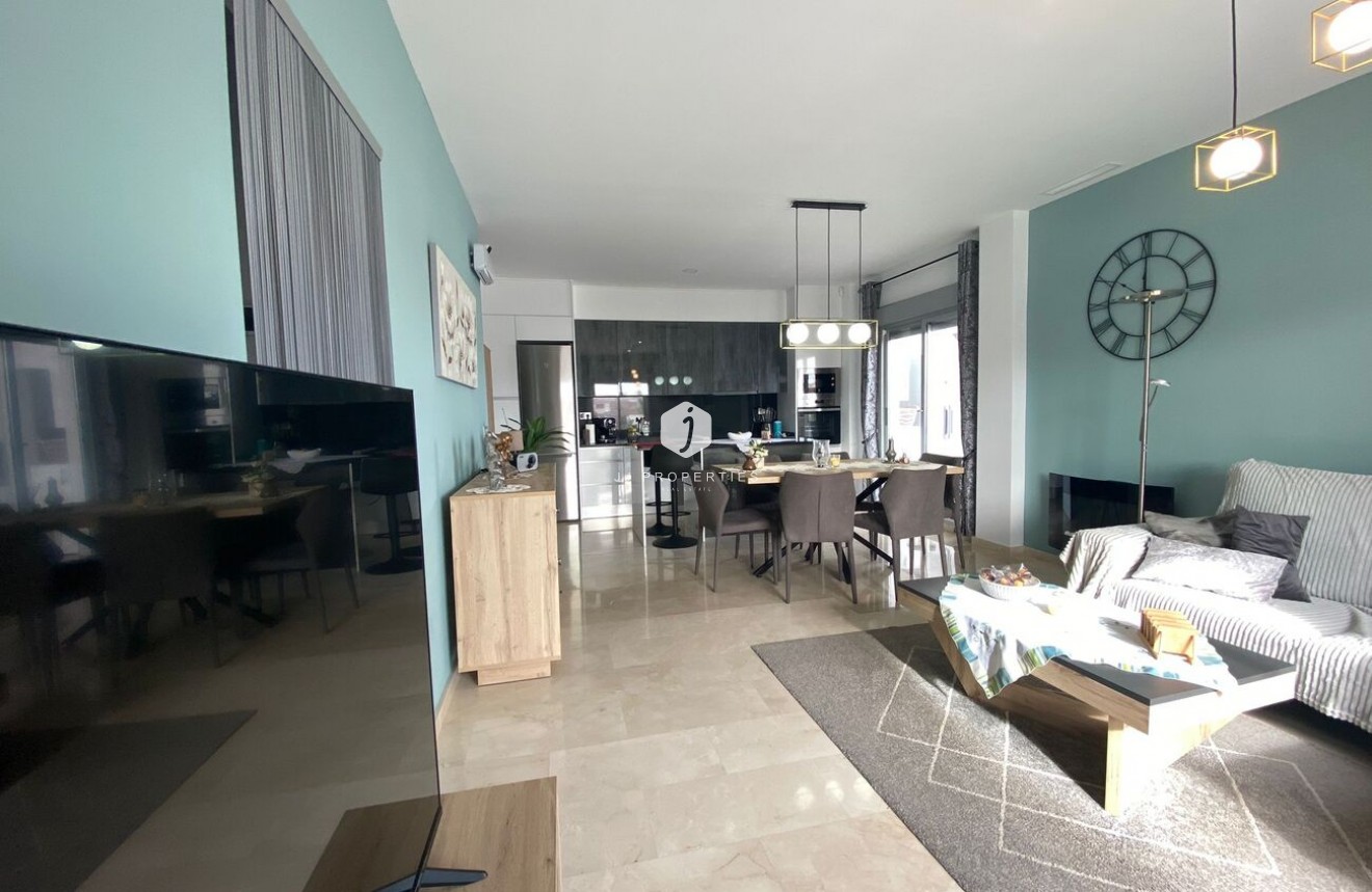 Resale - Apartment / flat -
Dehesa de Campoamor - Las Filipinas
