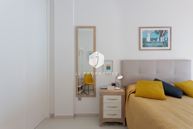 Resale - Apartment / flat -
Torrevieja - Costa Blanca