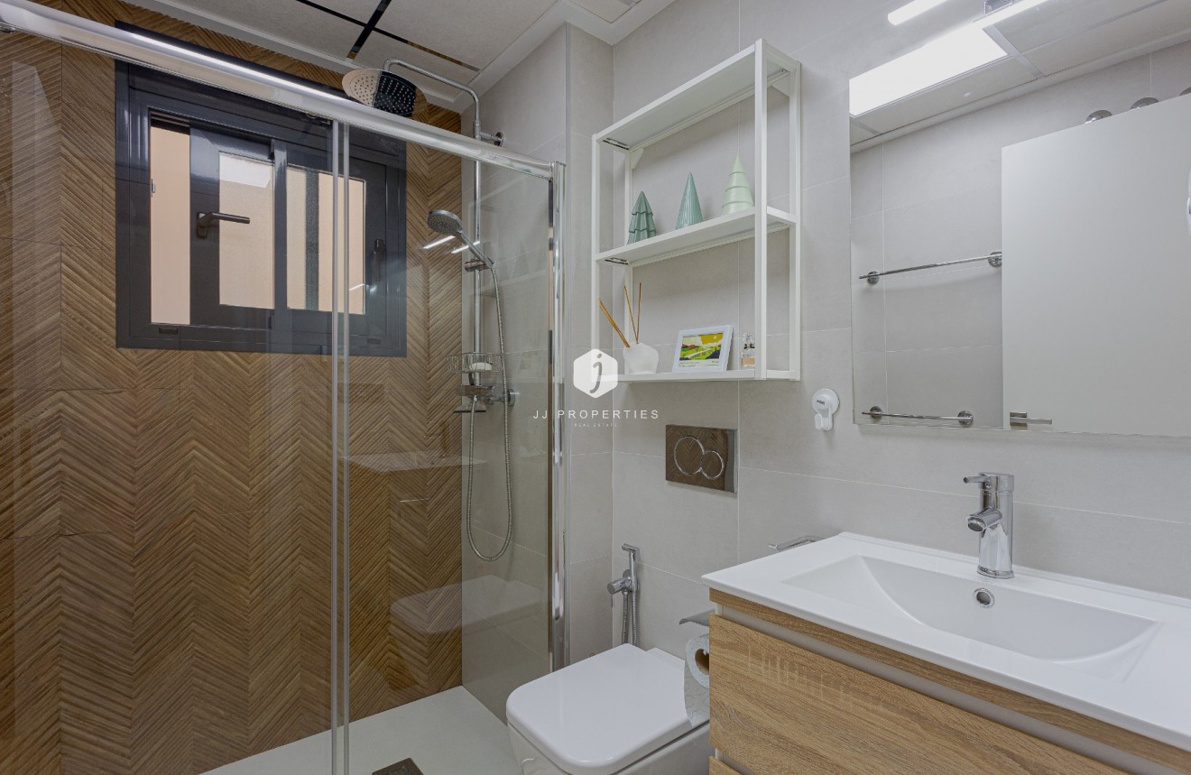 Resale - Apartment / flat -
Torrevieja - Costa Blanca