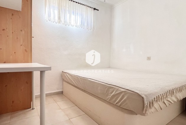 Resale - Chalet -
Torrevieja - Costa Blanca