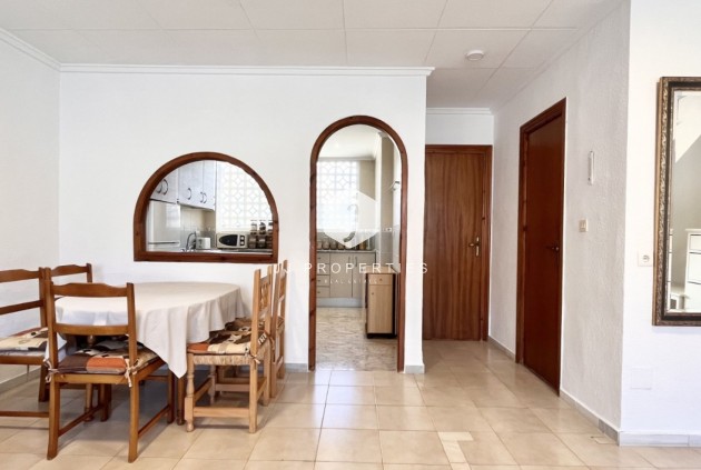 Resale - Chalet -
Torrevieja - Costa Blanca