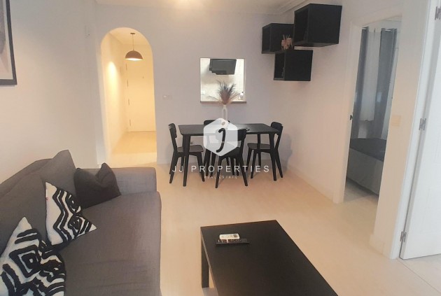Resale - Apartment / flat -
Torrevieja - Centro
