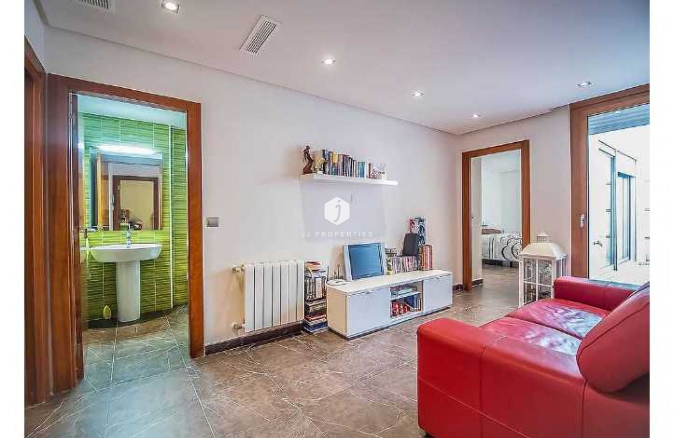 Resale - Chalet -
Guardamar del Segura - Costa Blanca