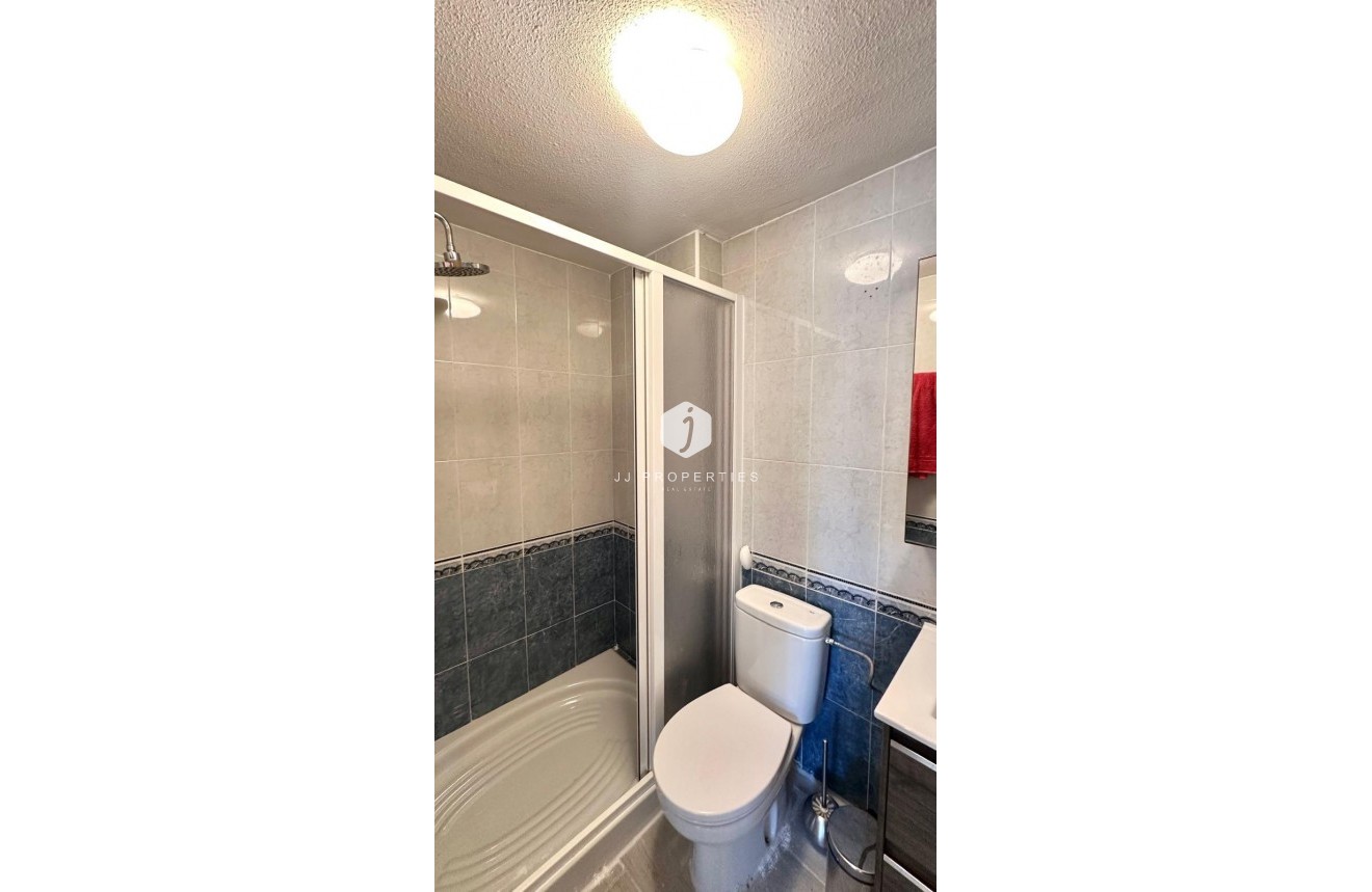 Resale - Chalet -
Torrevieja - Carrefour