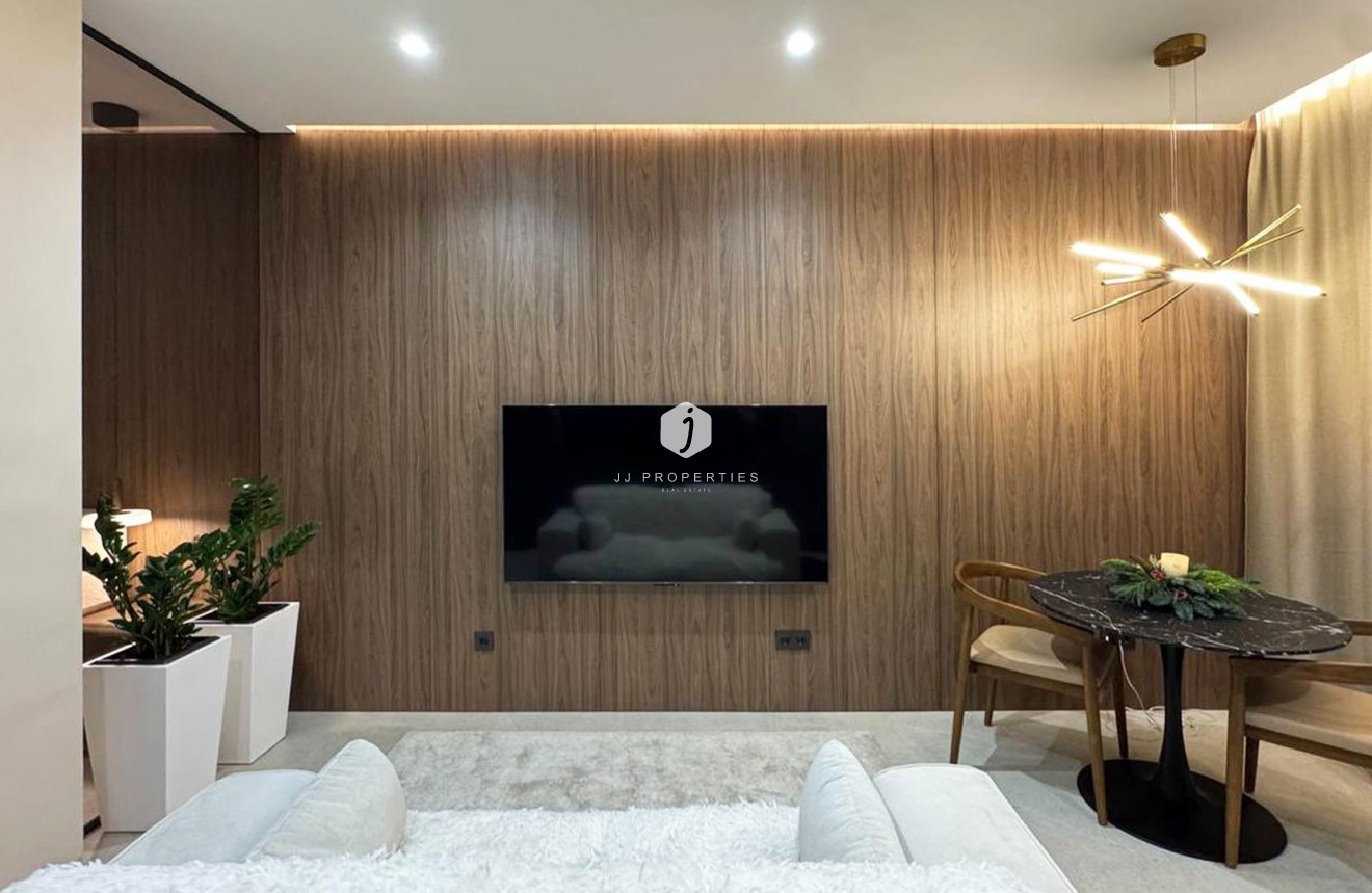 Resale - Apartment / flat -
Torrevieja - Playa de los Locos