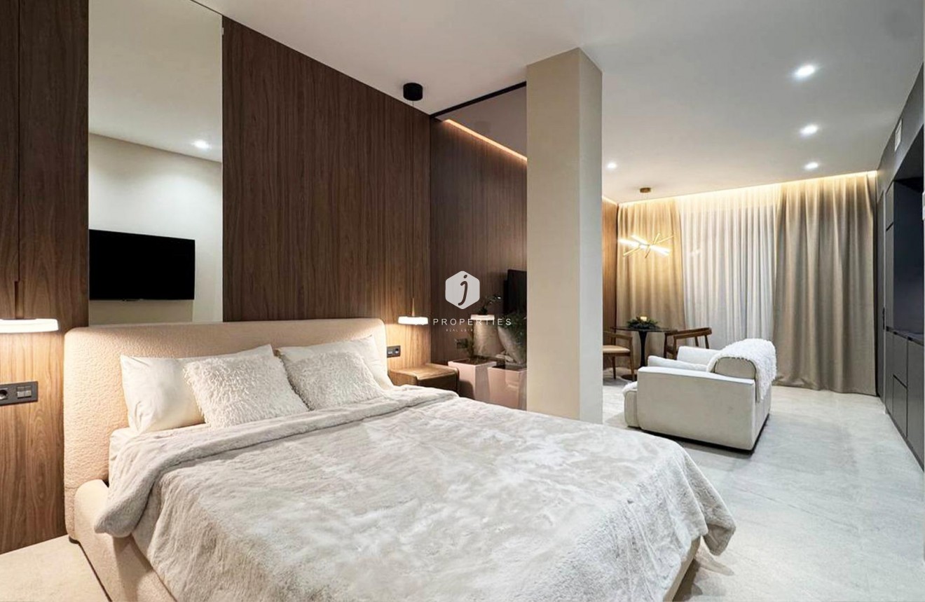 Resale - Apartment / flat -
Torrevieja - Playa de los Locos