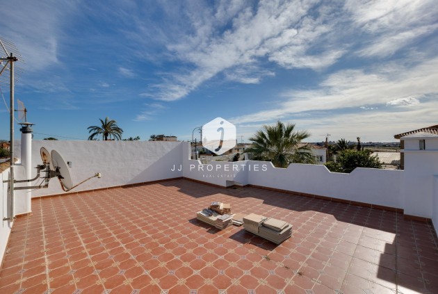 Resale - Chalet -
Torrevieja - La Siesta - El Salado - Torreta