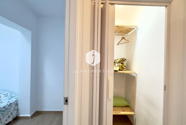 Resale - Bungalow -
Torrevieja - El Limonar