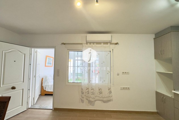 Resale - Bungalow -
Torrevieja - El Limonar