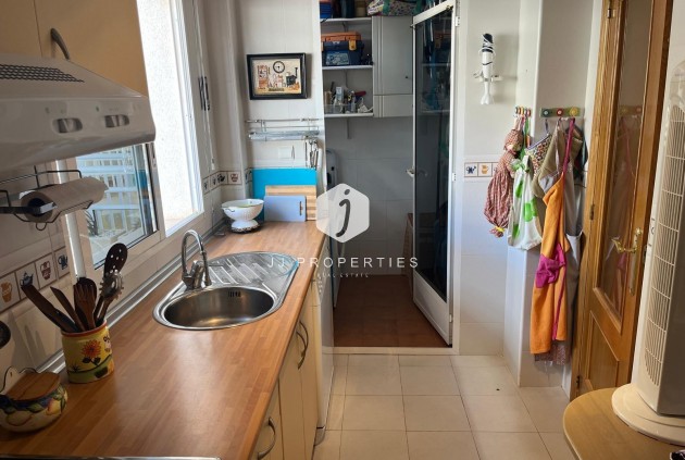 Resale - Apartment / flat -
Orihuela Costa - Campoamor