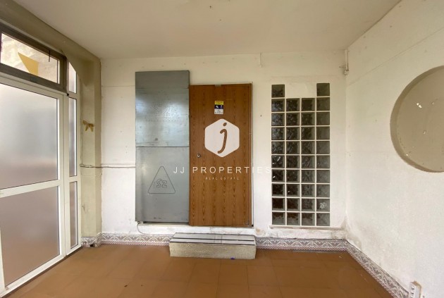 Resale - Bungalow -
Torrevieja - Torretas