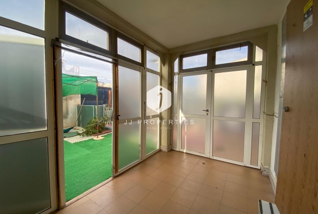 Resale - Bungalow -
Torrevieja - Torretas