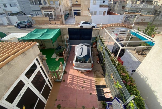 Resale - Bungalow -
Torrevieja - Torretas