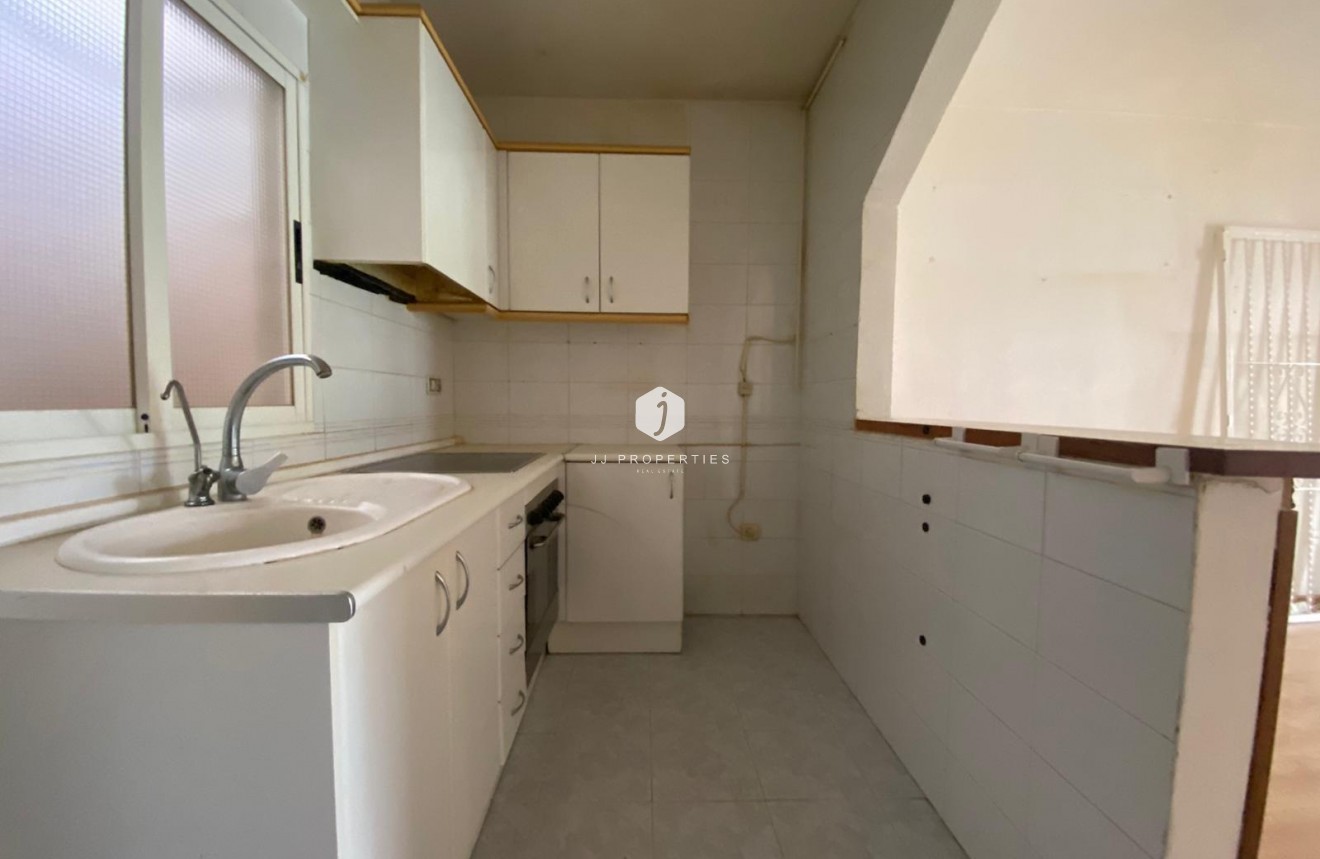 Resale - Bungalow -
Torrevieja - Torretas