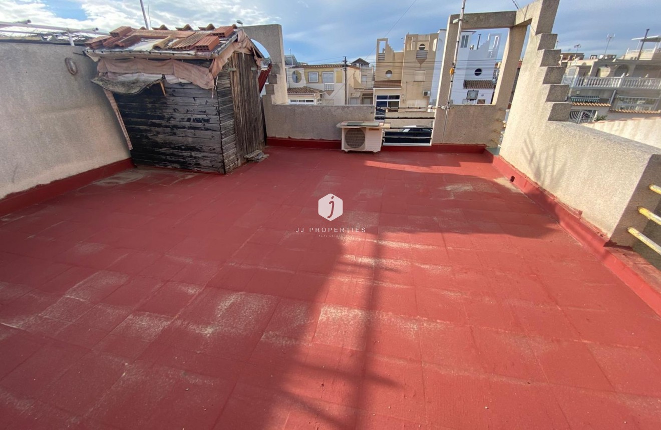 Resale - Bungalow -
Torrevieja - Torretas