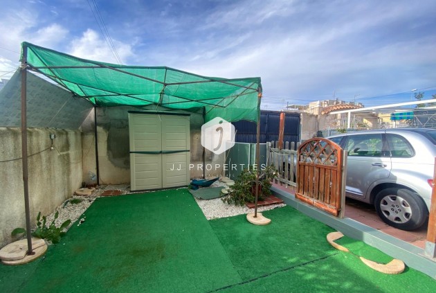 Resale - Bungalow -
Torrevieja - Torretas