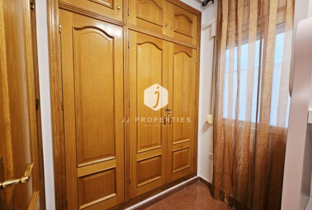 Resale - Apartment / flat -
Torrevieja - Estacion de autobuses