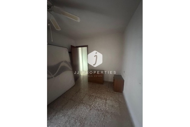 Tweedehands - Appartement / flat -
Bigastro - Bigastro Centro