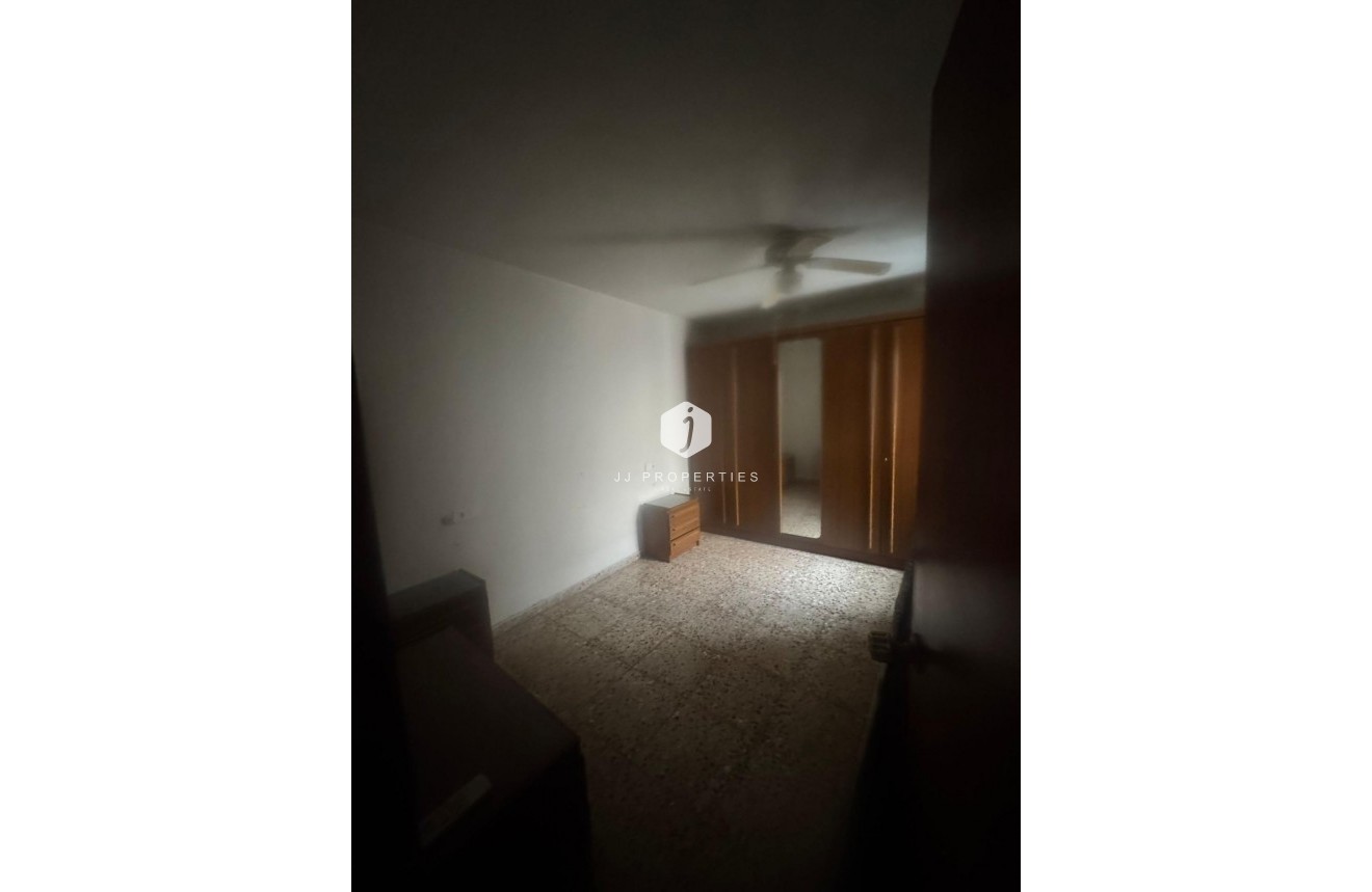 Tweedehands - Appartement / flat -
Bigastro - Bigastro Centro