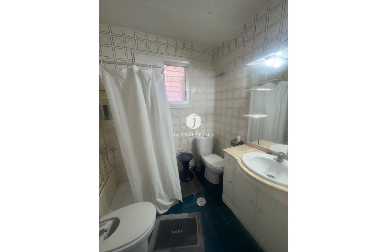 Tweedehands - Appartement / flat -
Bigastro - Bigastro Centro