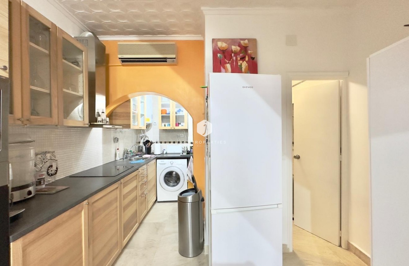 Resale - Chalet -
Torrevieja - La Siesta - El Salado - Torreta