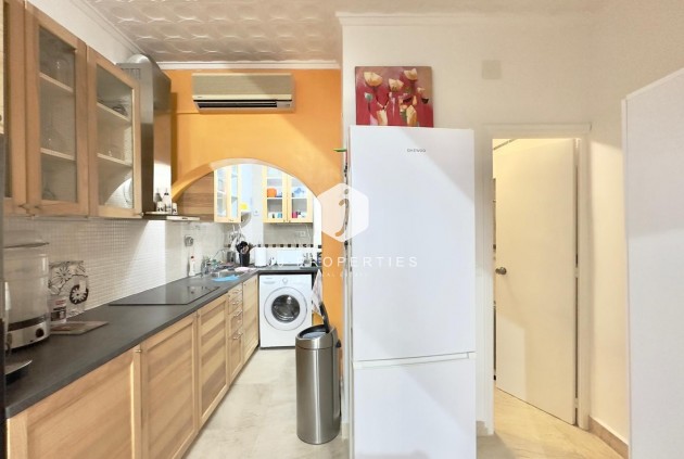 Resale - Chalet -
Torrevieja - La Siesta - El Salado - Torreta