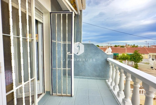 Resale - Chalet -
Torrevieja - La Siesta - El Salado - Torreta