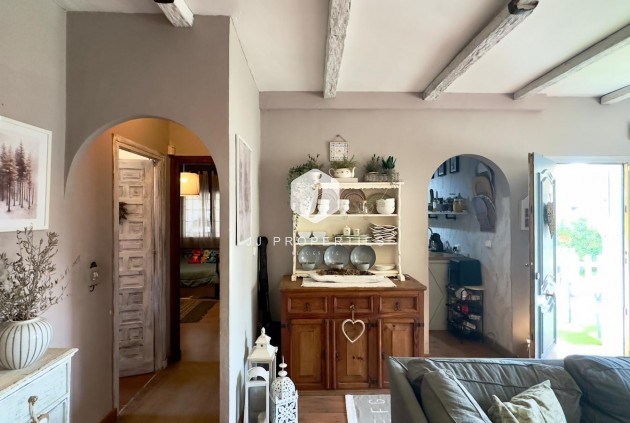 Resale - Villa -
Torrevieja - Torreblanca