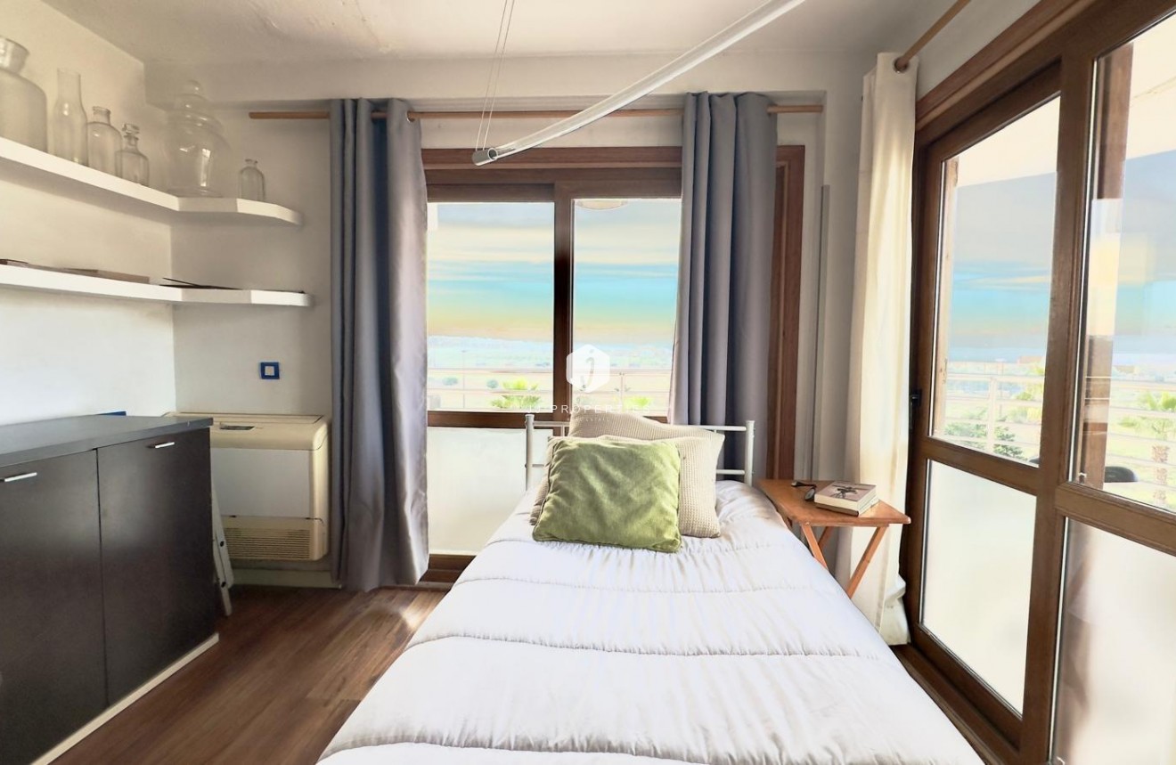 Tweedehands - Appartement / flat -
Torrevieja - La veleta