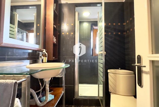 Tweedehands - Appartement / flat -
Torrevieja - La veleta