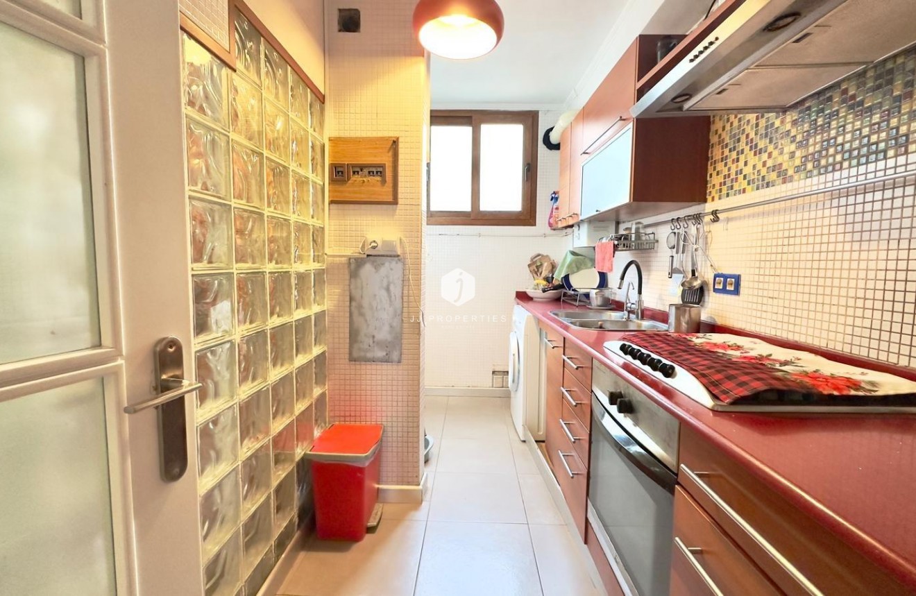 Tweedehands - Appartement / flat -
Torrevieja - La veleta