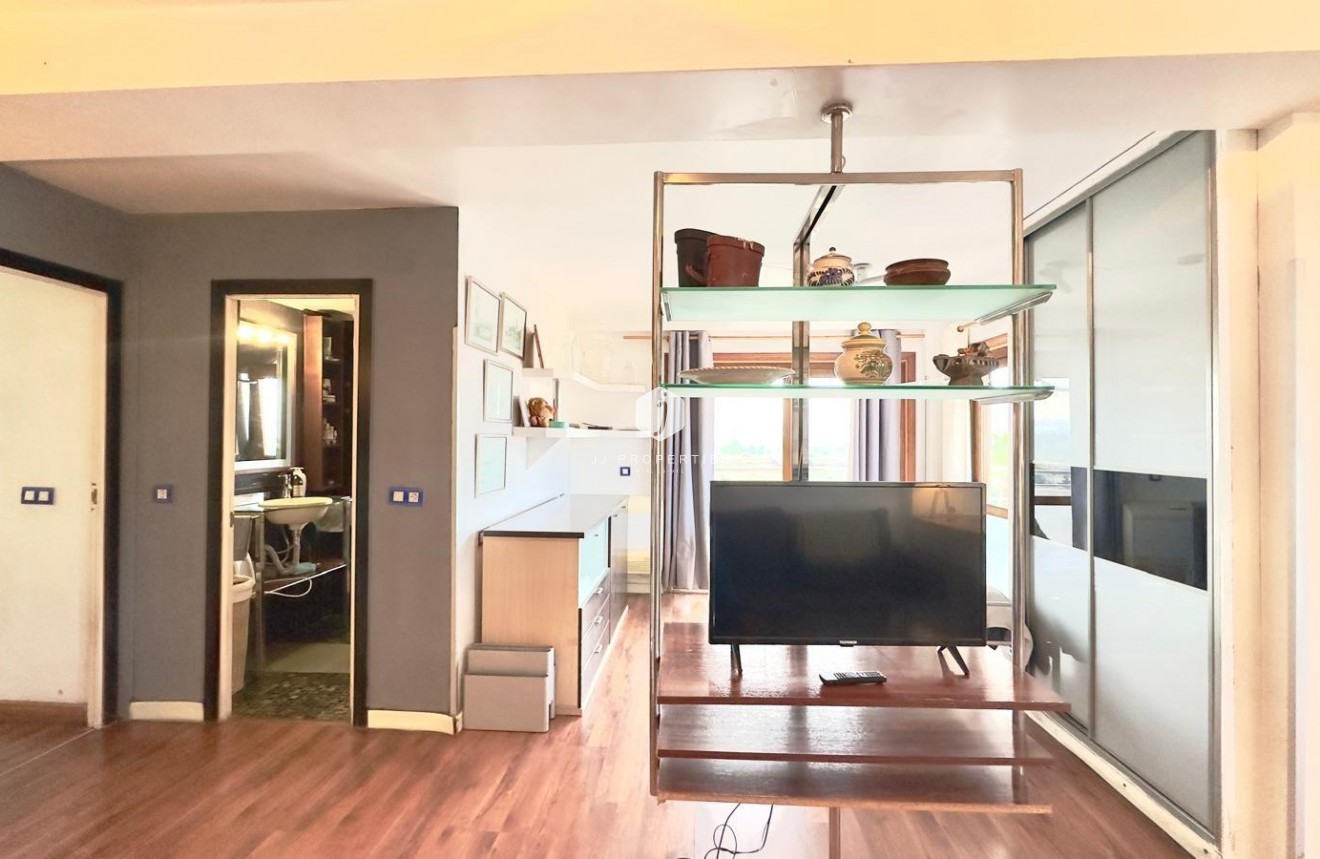 Tweedehands - Appartement / flat -
Torrevieja - La veleta